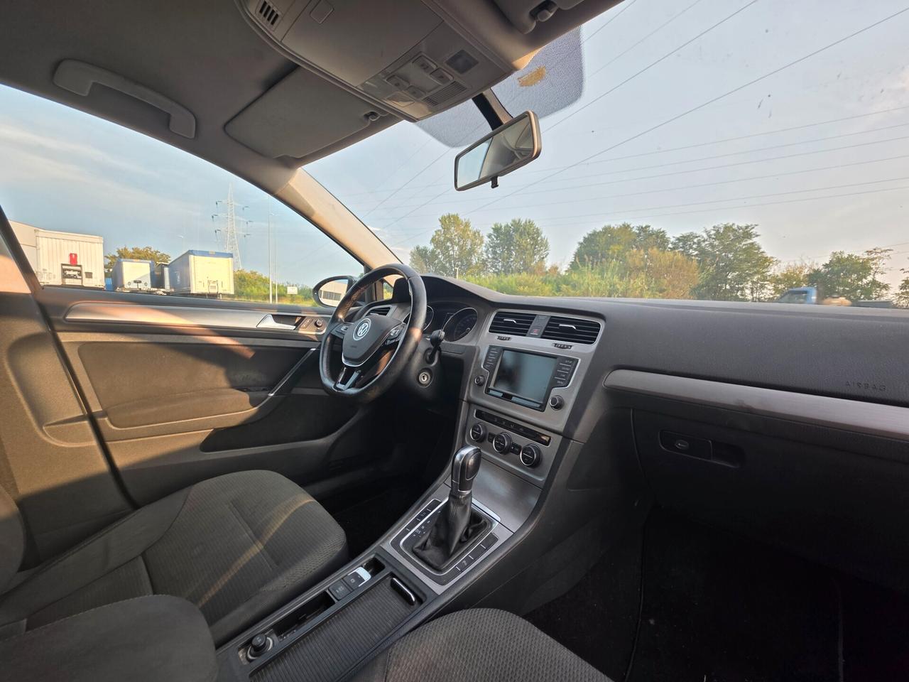 Volkswagen Golf Variant 1.6 TDI 110 CV DSG Highline