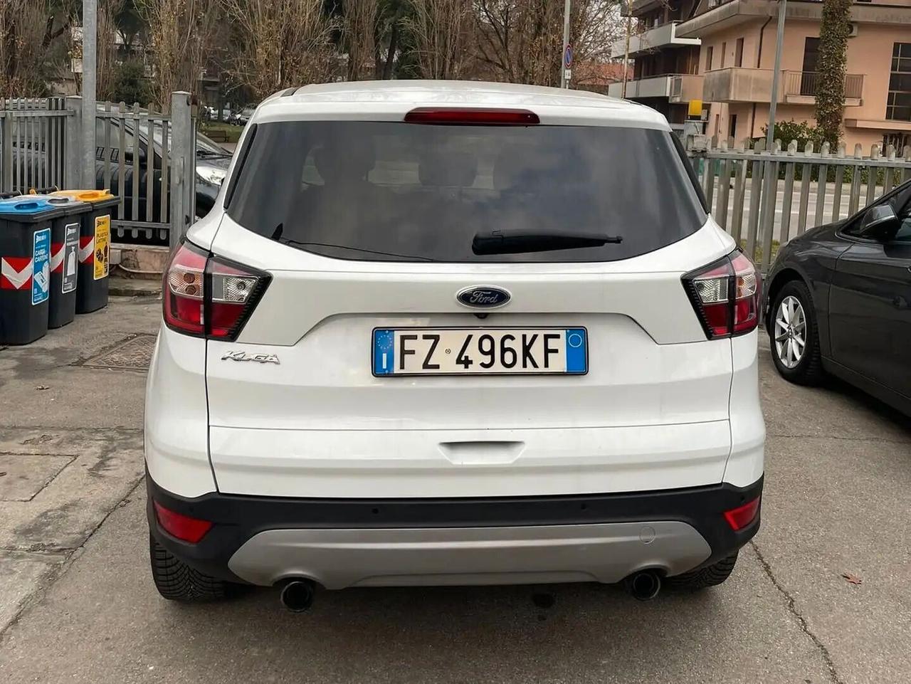 Ford Kuga 2.0 TDCI 120 CV S&S 2WD Powershift Business automatica