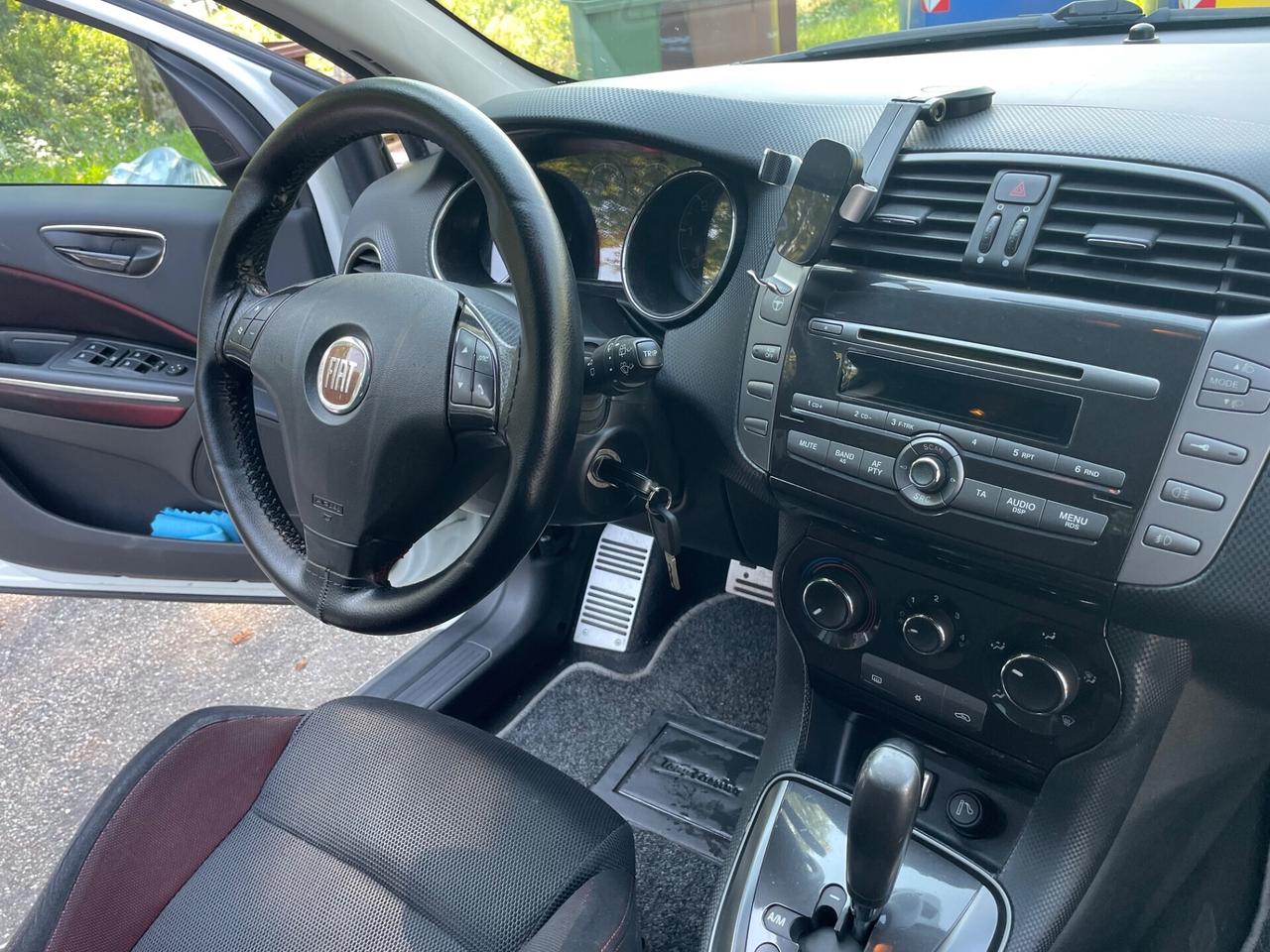 Fiat Bravo 1.6 MJT 120 CV*Automatik*Cerchi*Neopatentati*