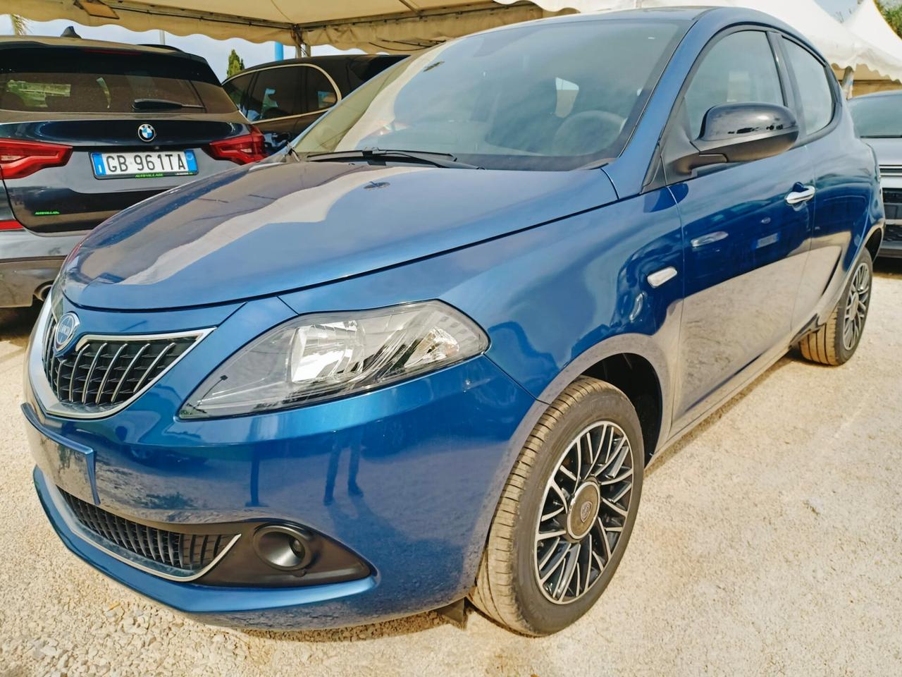 Lancia Ypsilon 1.0 FireFly 5 porte S&S Hybrid Ecochic Gold