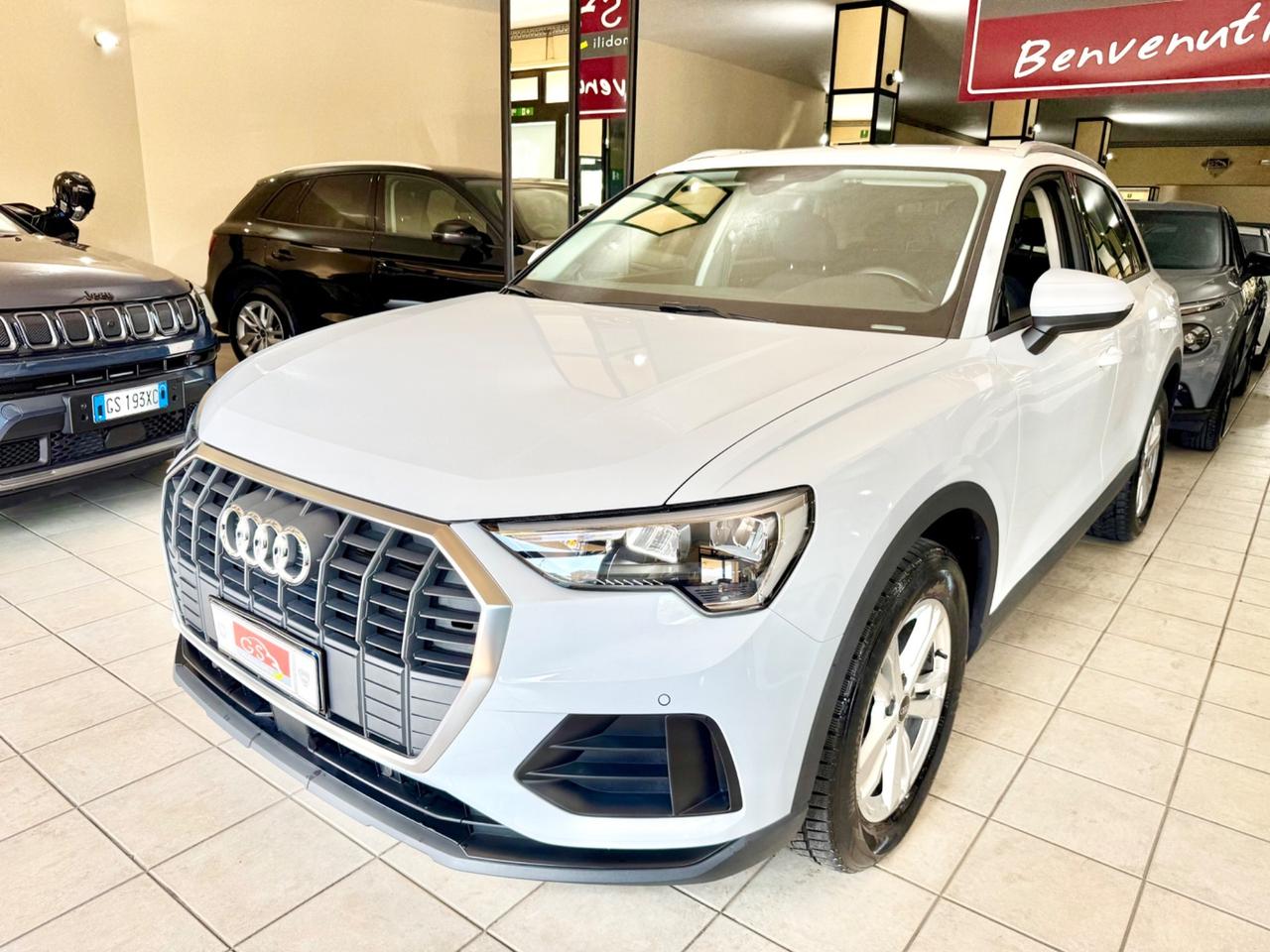 Audi Q3 35 TDI quattro S tronic Business