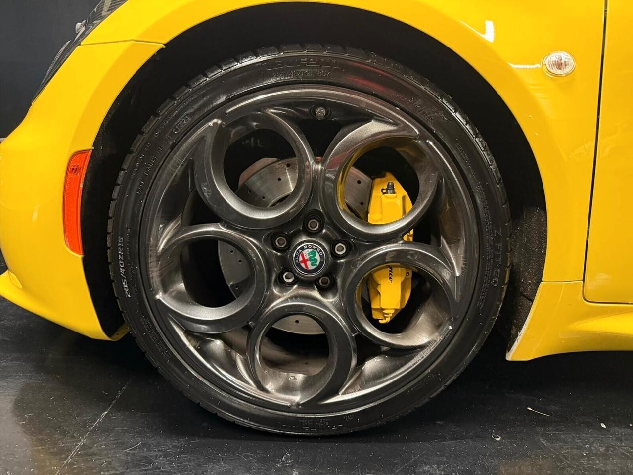 Alfa Romeo 4C 1750 TBi