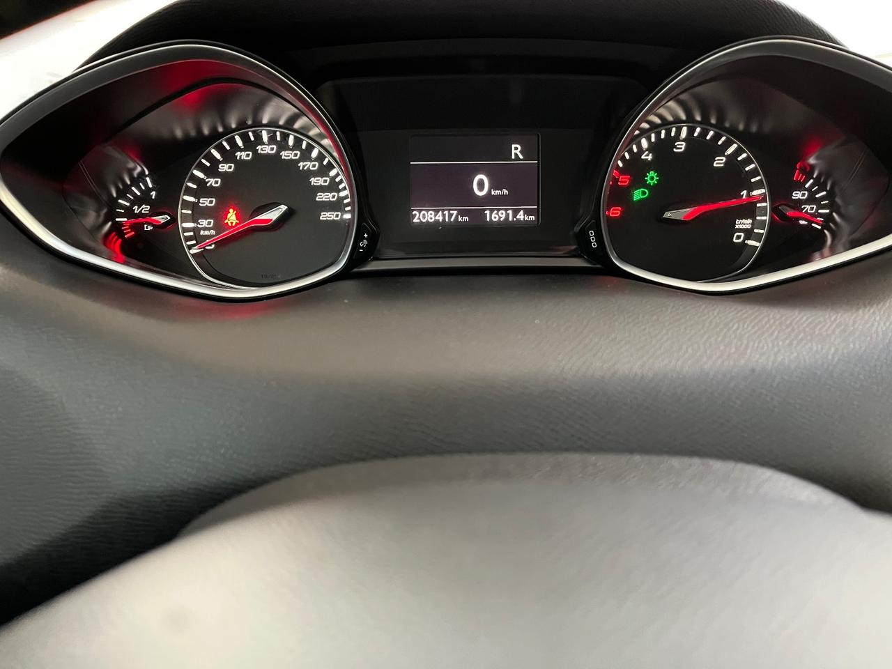 Peugeot 308 BlueHDi 120 S&S SW Business