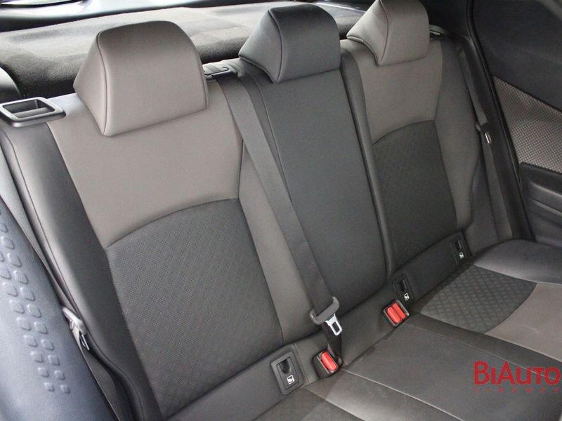 Toyota C-HR C-HR 2.0 Hybrid E-CVT Lounge