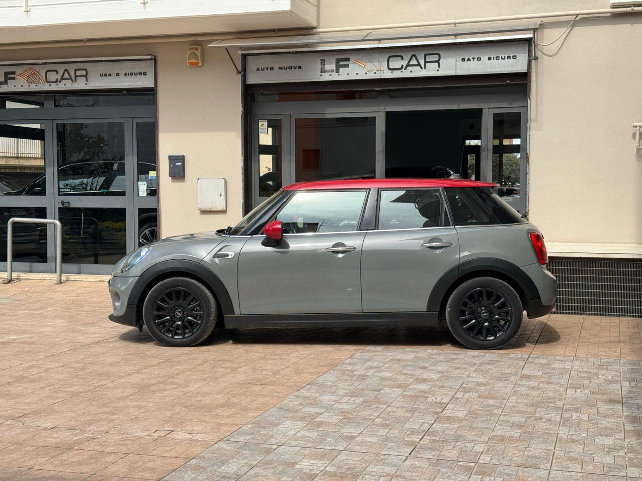 Mini 1.5 Cooper D 116 cv