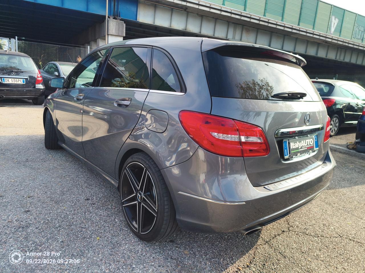 Mercedes-benz B 180 BlueEFFICIENCY Premium