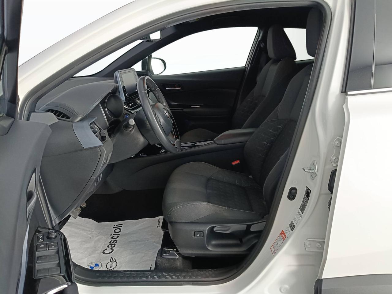TOYOTA C-HR I 2020 - C-HR 1.8h Trend e-cvt