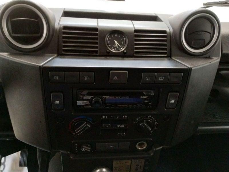 Land Rover Defender 90 2.4 td E SW