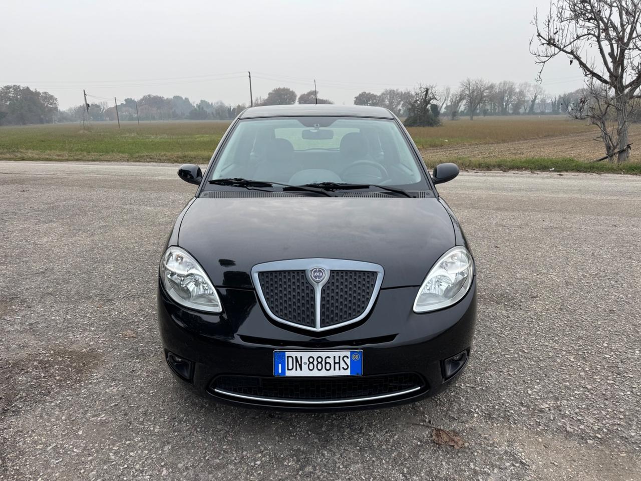 Lancia Ypsilon 1.2 Argento