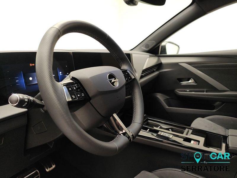 Opel Astra Nuova GS Electric 156 hp