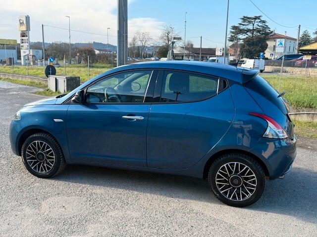 Lancia Ypsilon 1.2 GPL x neopatentati