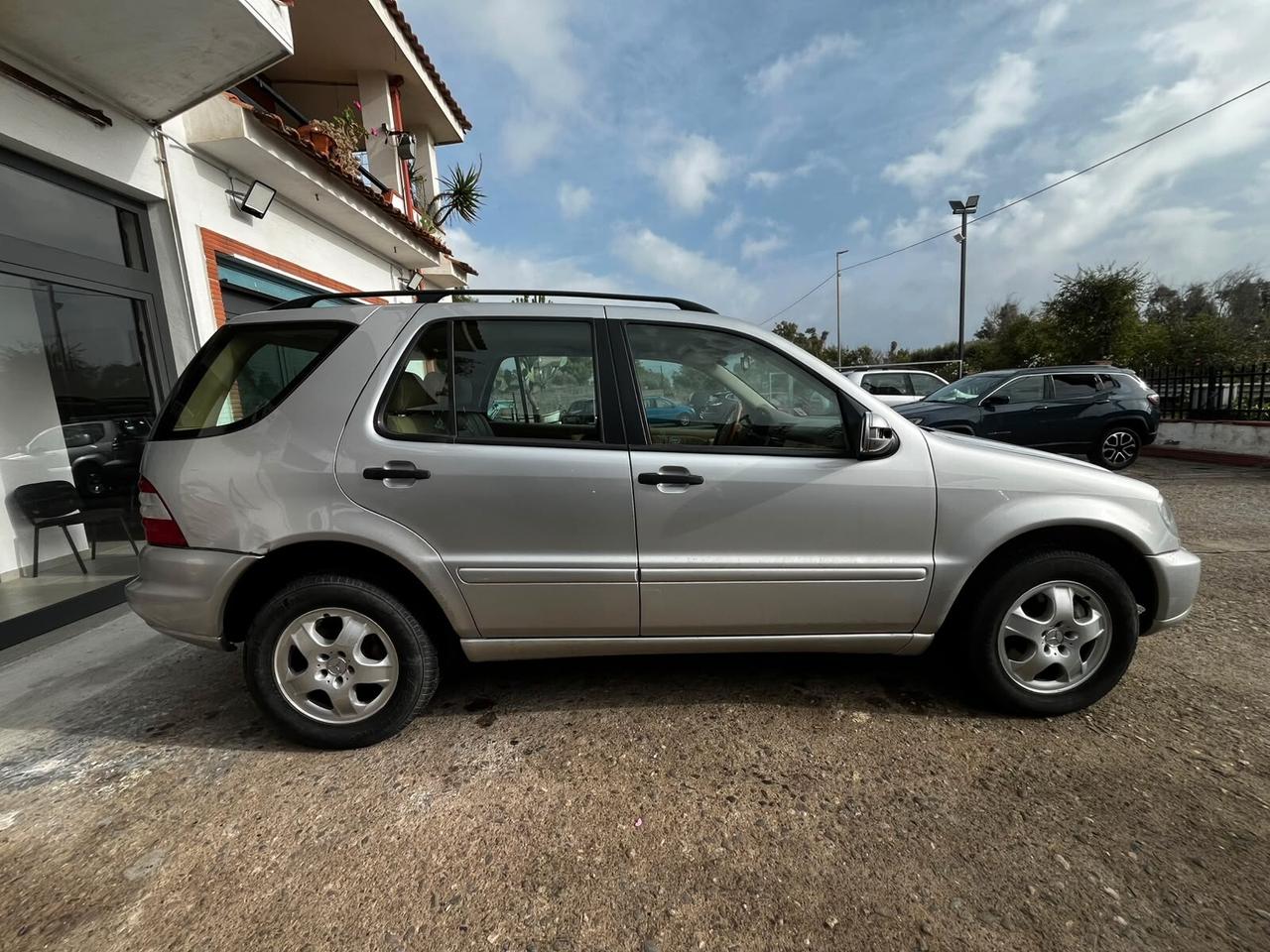 Mercedes-benz ML 270 turbodiesel cat CDI SE Leather