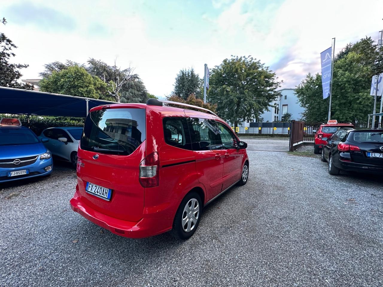 Ford Tourneo Courier 1.0 EcoBoost 100 CV Plus