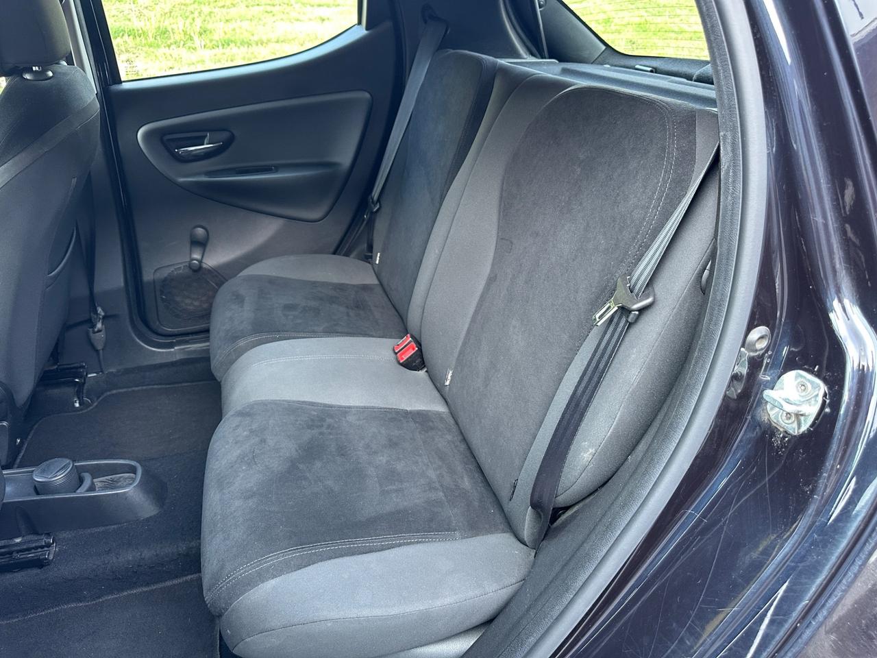 Lancia Ypsilon 1.2 69 CV 5 porte S&S Gold