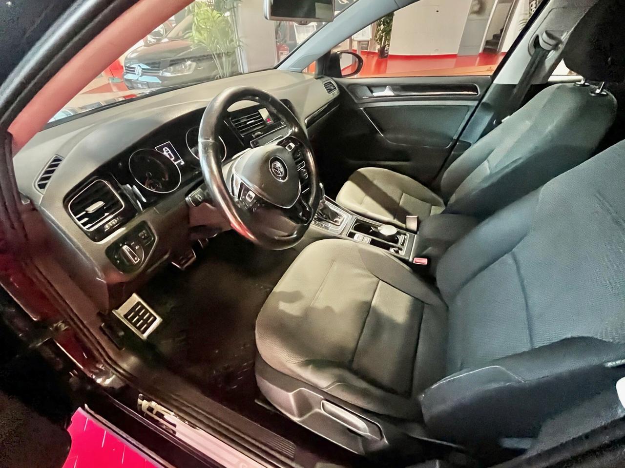 VOLKSWAGEN GOLF VII 105 CV TDI HIGHLINE DSG RETROCAMERA CERCHI IN LEGA OK NEOPATENTATI