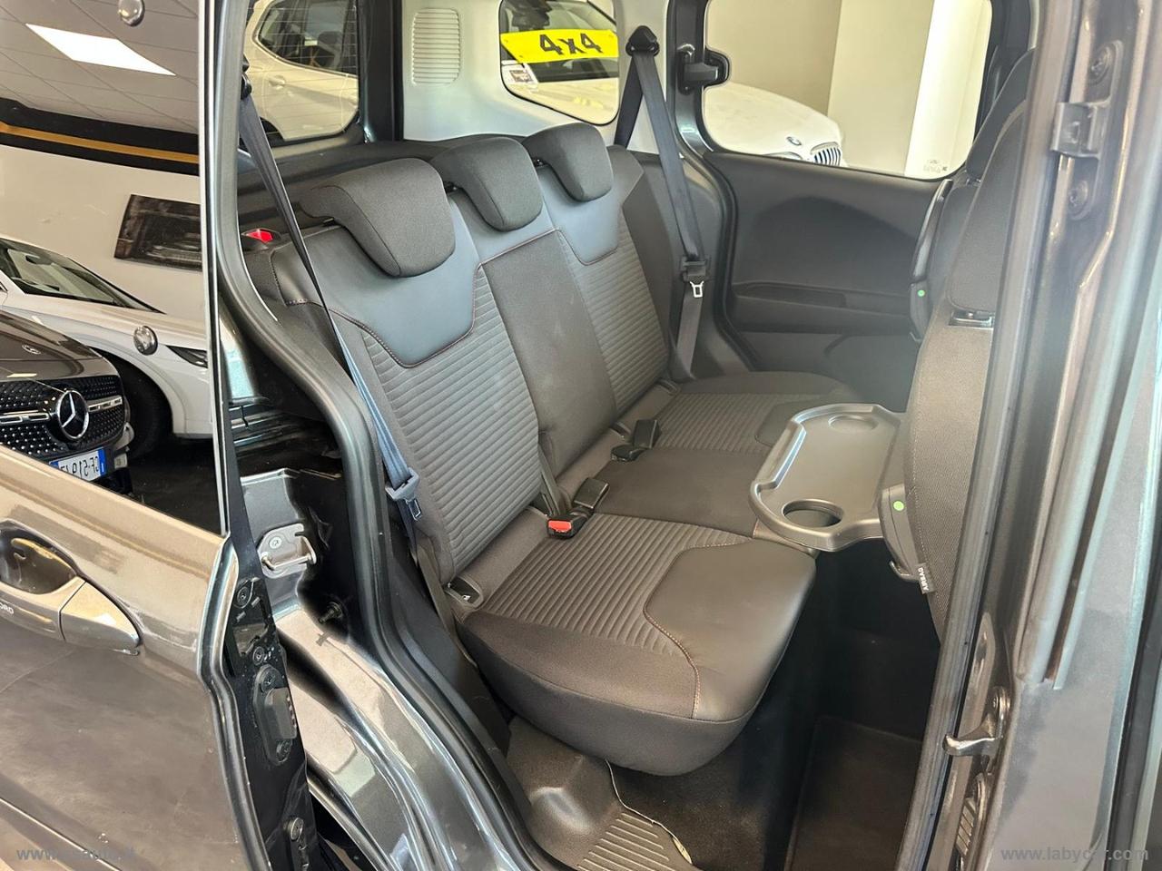 FORD Tourneo Courier 1.5 TDCI 100CV S&S Sport