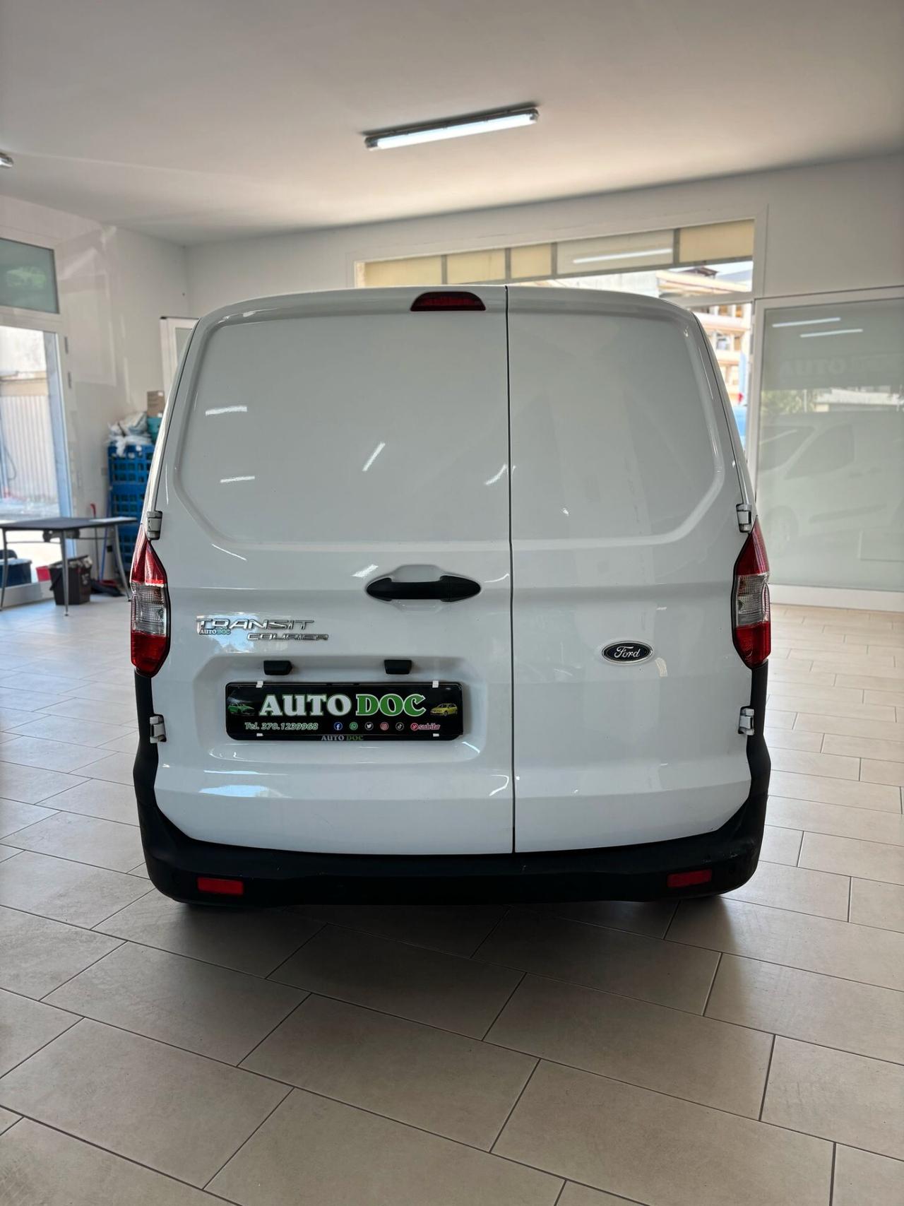 Ford Transit Courier