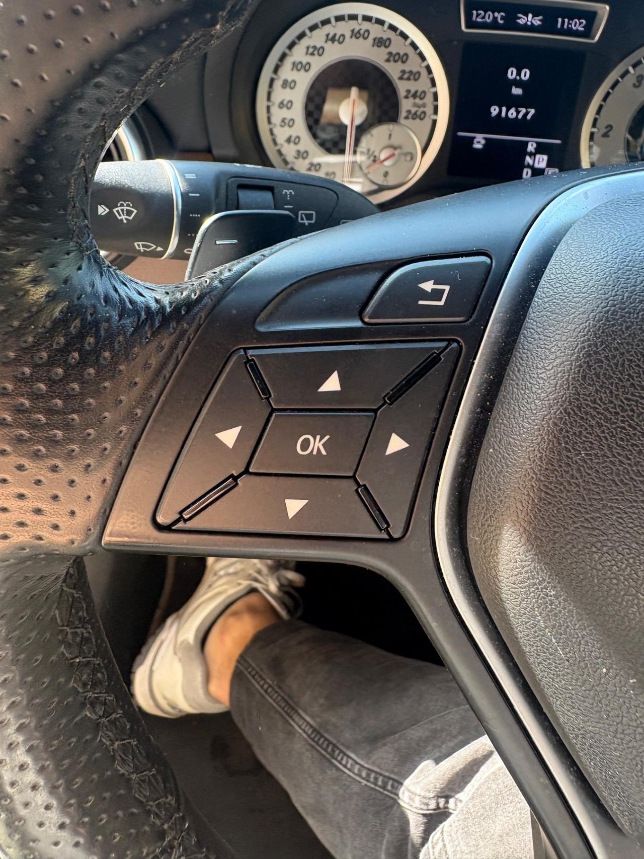 Mercedes-benz A 180 CDI BlueEFFICIENCY Automatic Sport