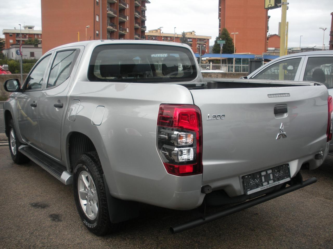 Mitsubishi L200 2.3 D Double Cab 4x4 Easy Select Inform