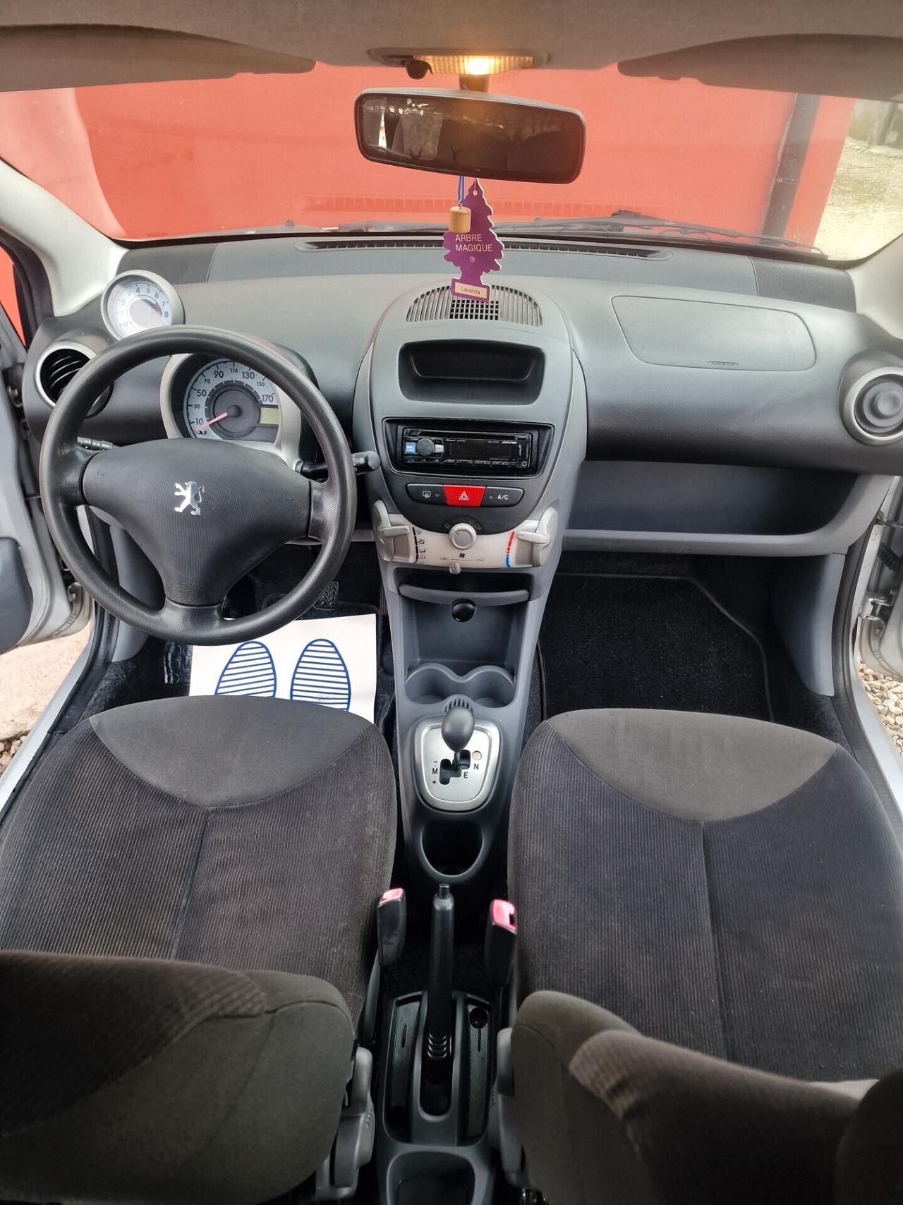 Peugeot 107 1.0 68CV 5p. Plaisir 2Tronic