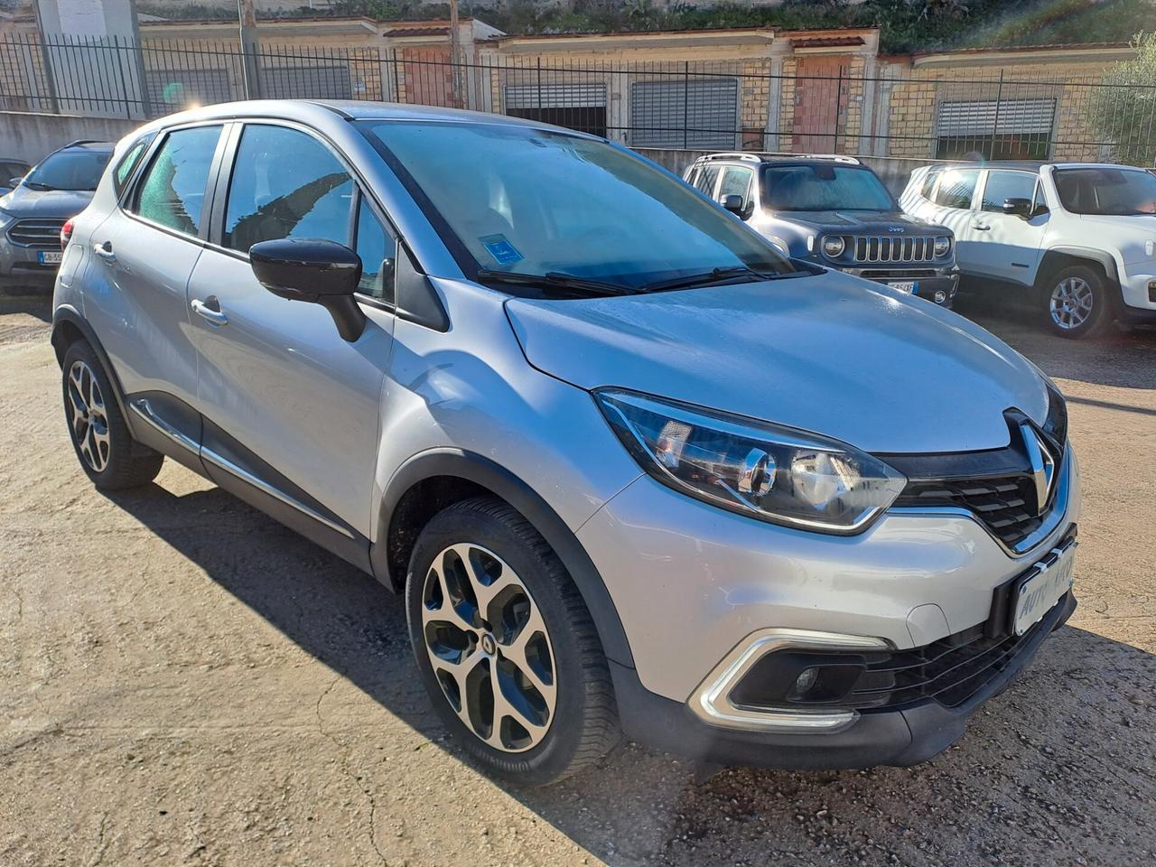 Renault Captur TCe 12V 90 CV Business