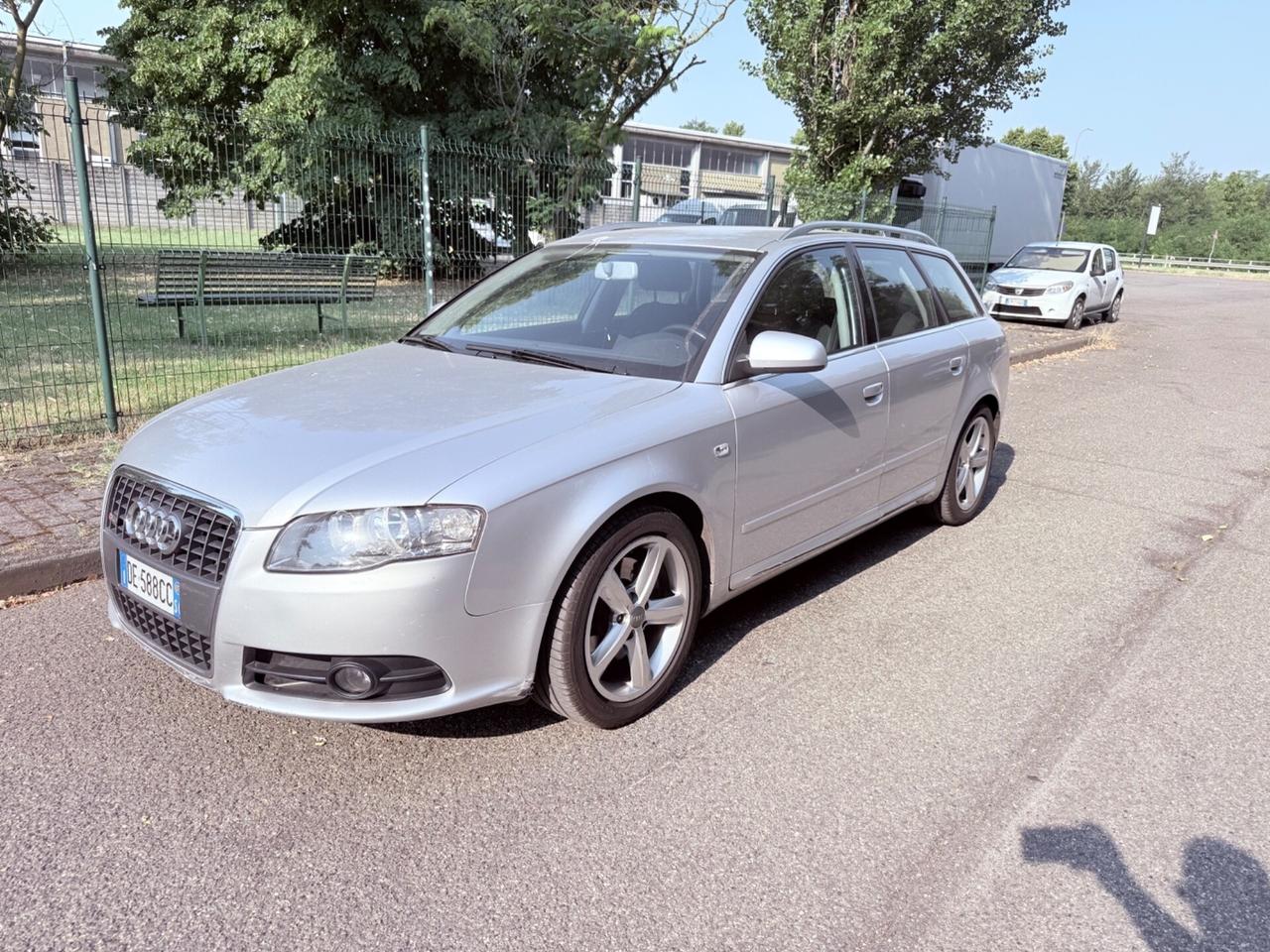 Audi A4 2.0 TDI 170CV 4X4 -UNICO PROPRIETARIOOOOO