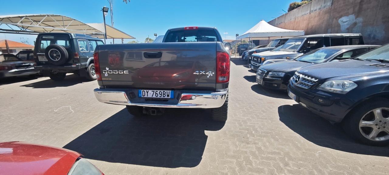 Dodge RAM SLT Long Cab