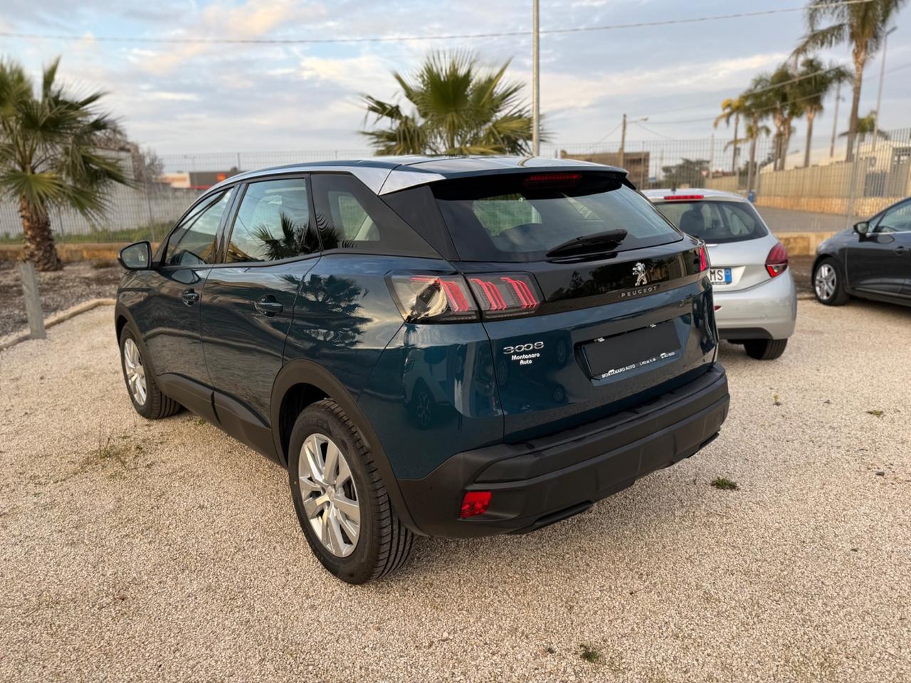 Peugeot 3008 1.5 HDI C/AUTOMATICO