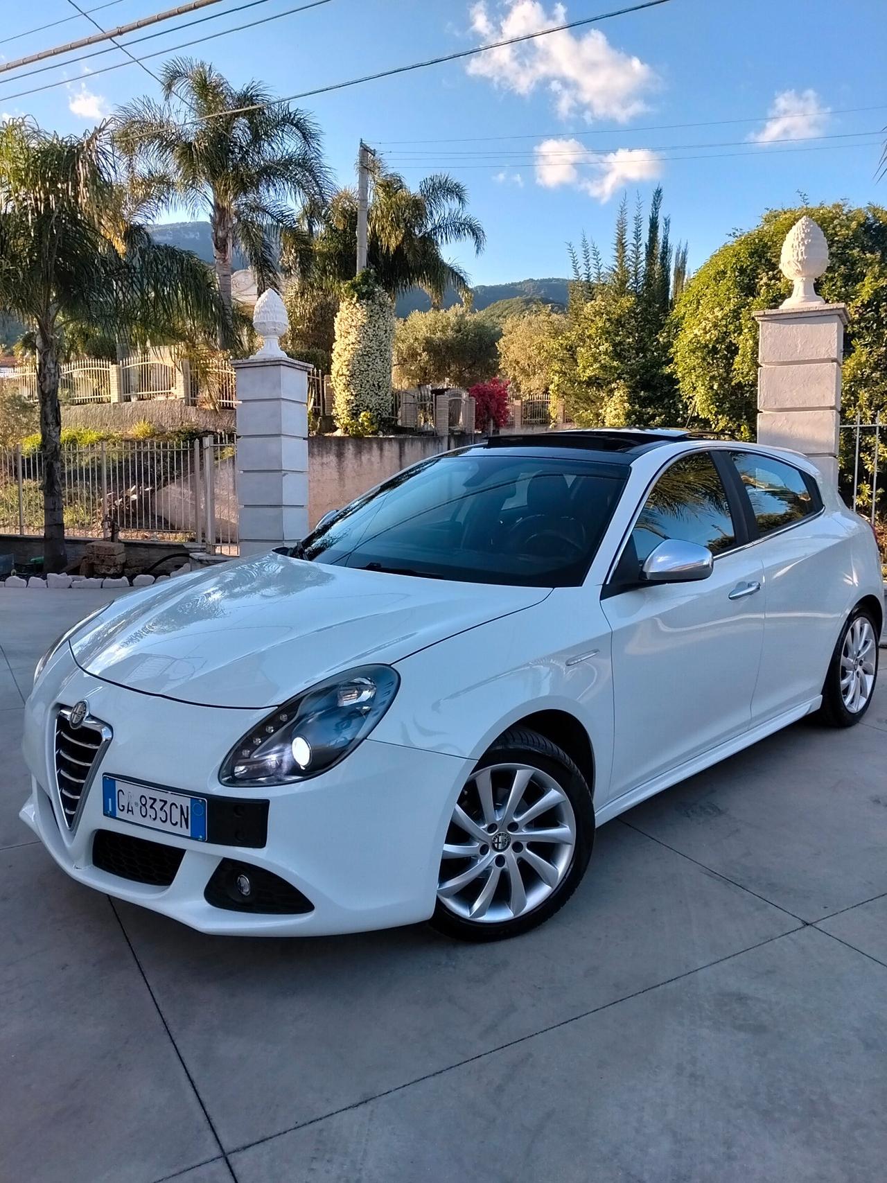 Alfa Romeo Giulietta 1.6 JTDm-2 105 CV Distinctive