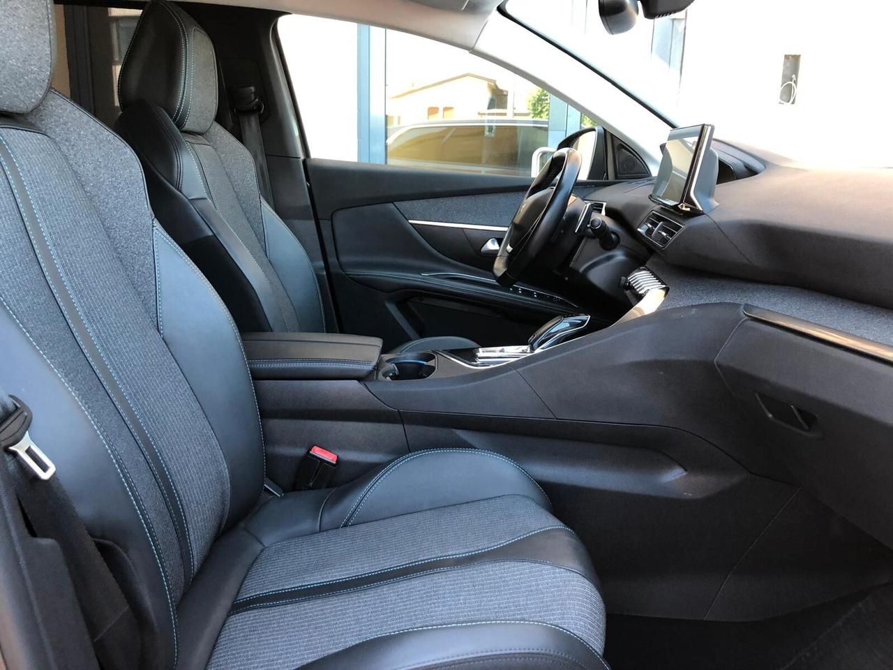 Peugeot 5008 BlueHDi RESTYLING