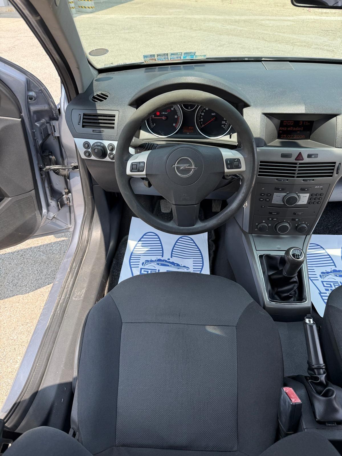 Opel Astra 1.7 CDTI 101CV Ok neopatentati