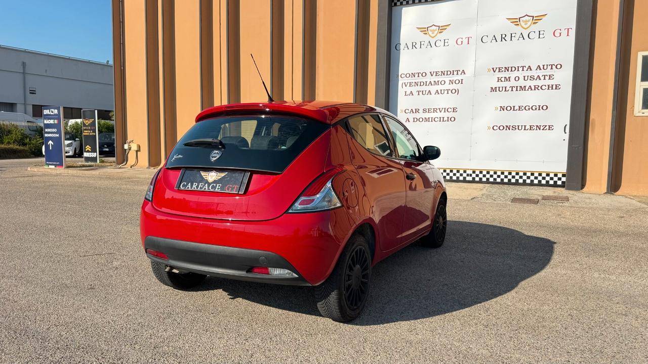 Lancia Ypsilon 1.2 69CV NEOPATENTATI - 2019