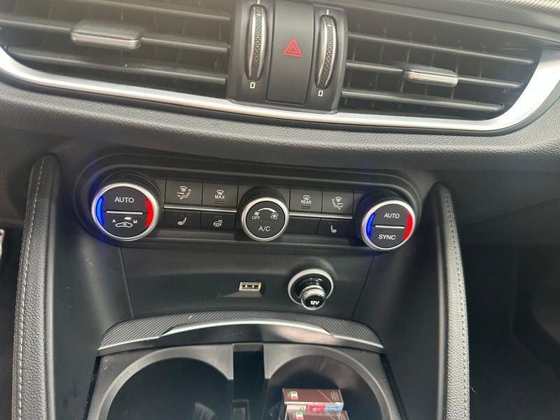 Alfa Romeo Stelvio Stelvio 2.2 t Veloce Q4 210cv auto