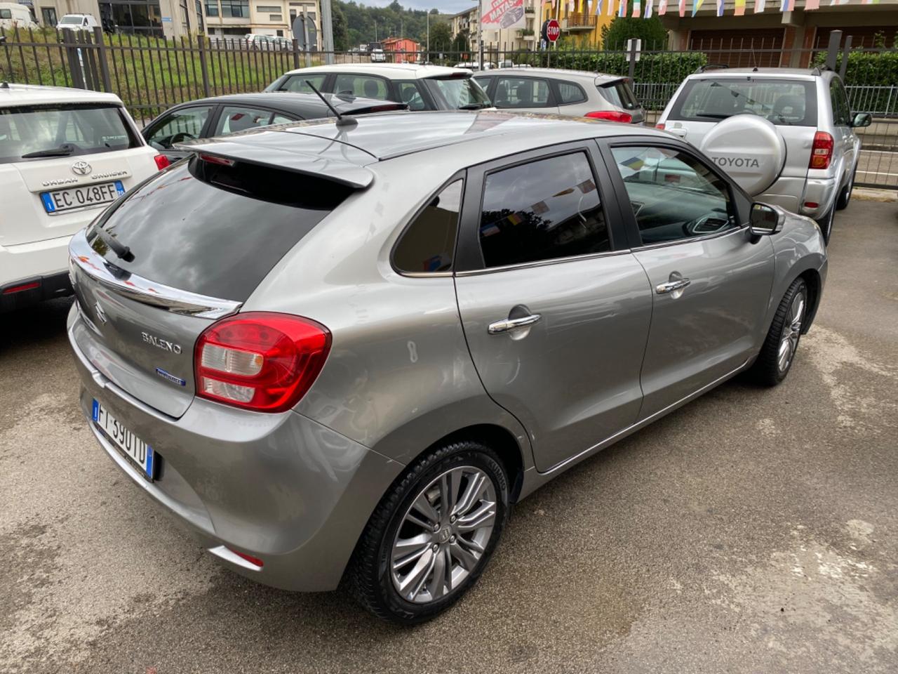 Suzuki Baleno 1.2 Hybrid B-Top