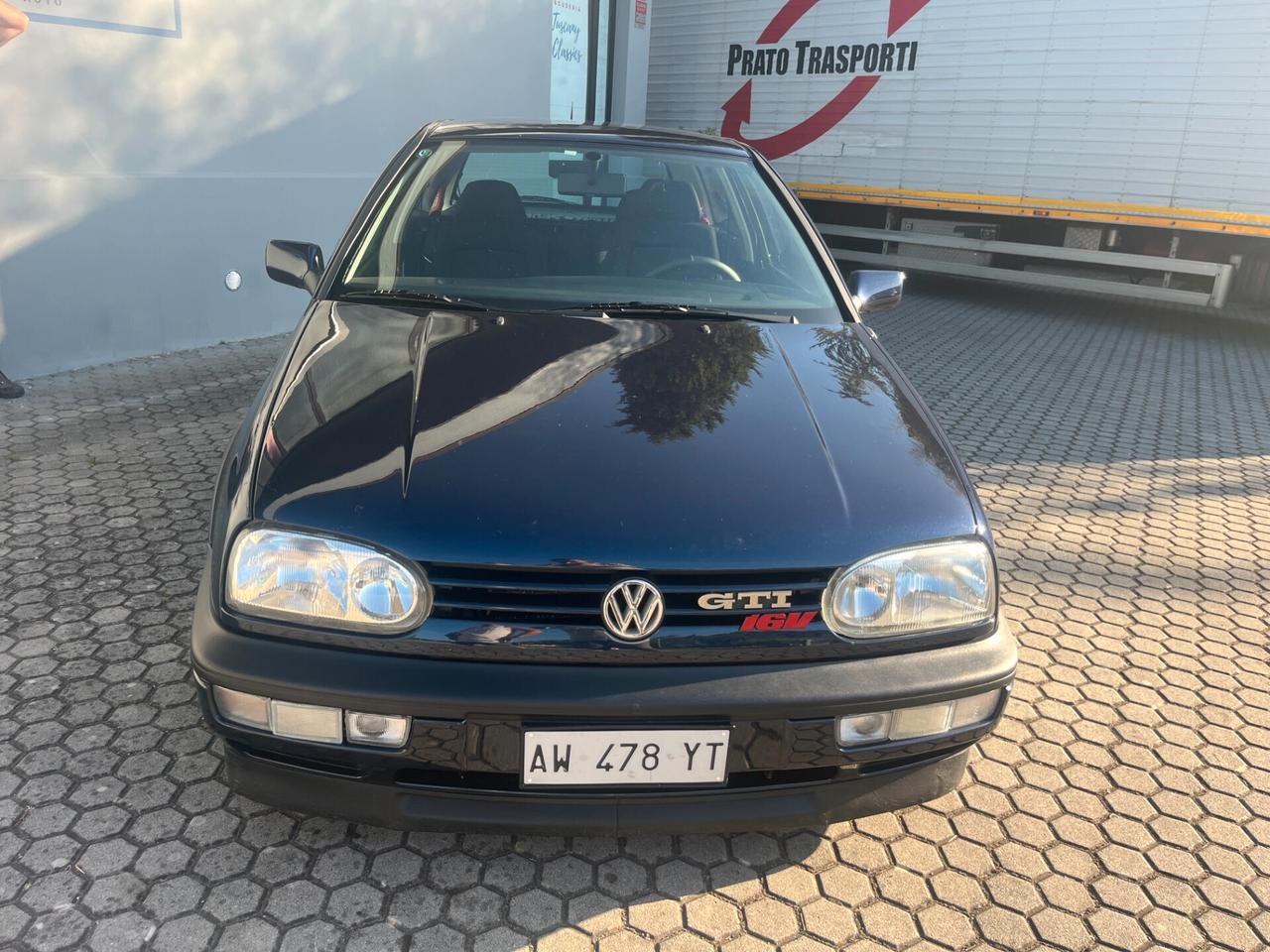 Volkswagen Golf GTI 2.0 16V cat 3 porte