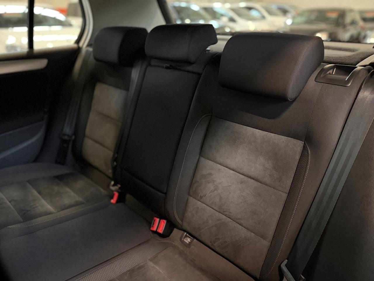 Volkswagen Golf 1.6 5p. Highline BiFuel GPL NEOPATENTATI