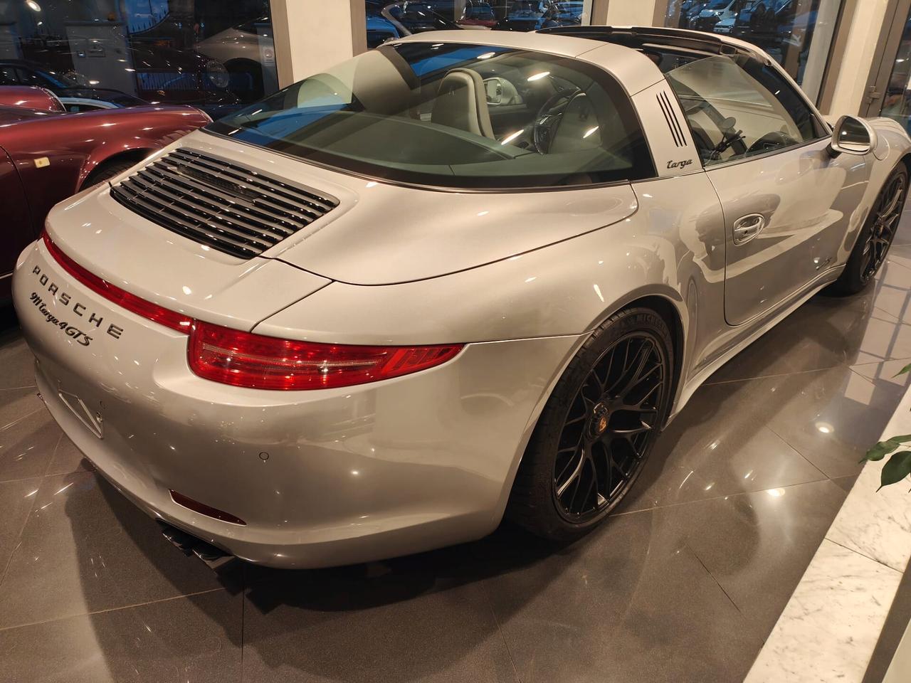 Porsche 911/991 3.8 Carrera 4 Targa GTS 430cv