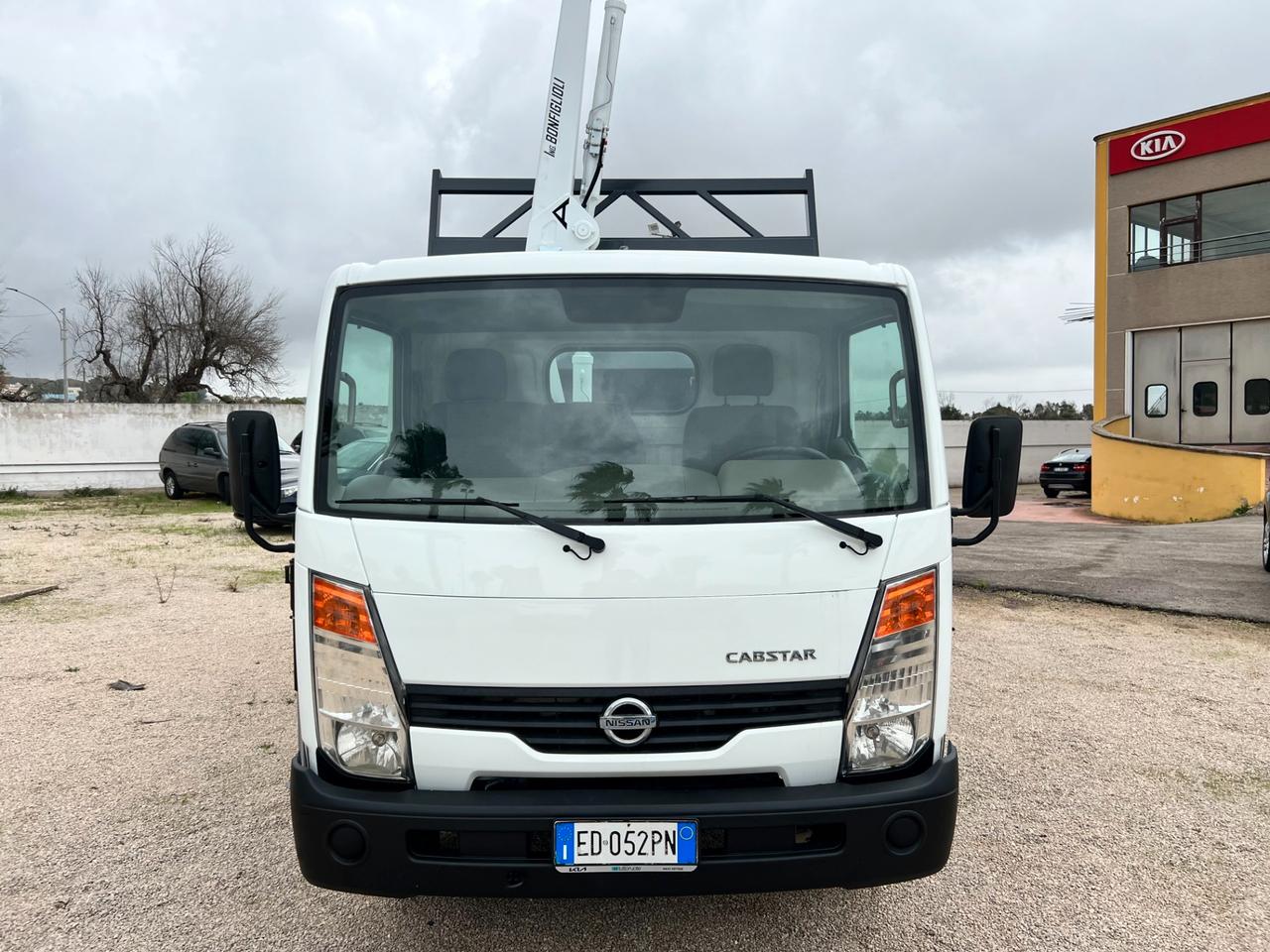 Nissan CABSTAR 2.5d 110Cv Ribaltabile e Gru Nuovi