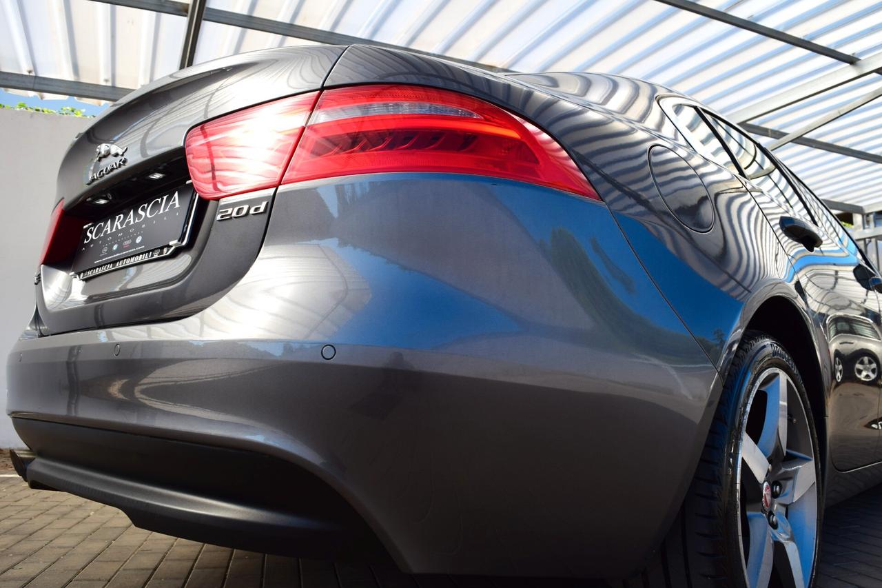 Jaguar XE 2.0 D 180 cv Automatica Prestige
