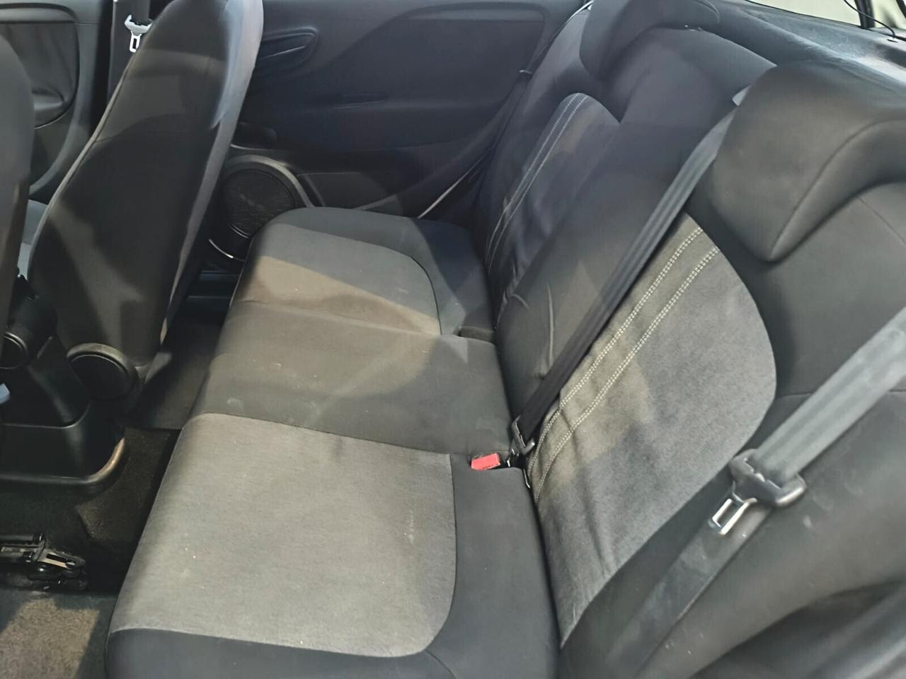 Fiat Punto 1.4 CC 77 CV Natural Power Street 2014