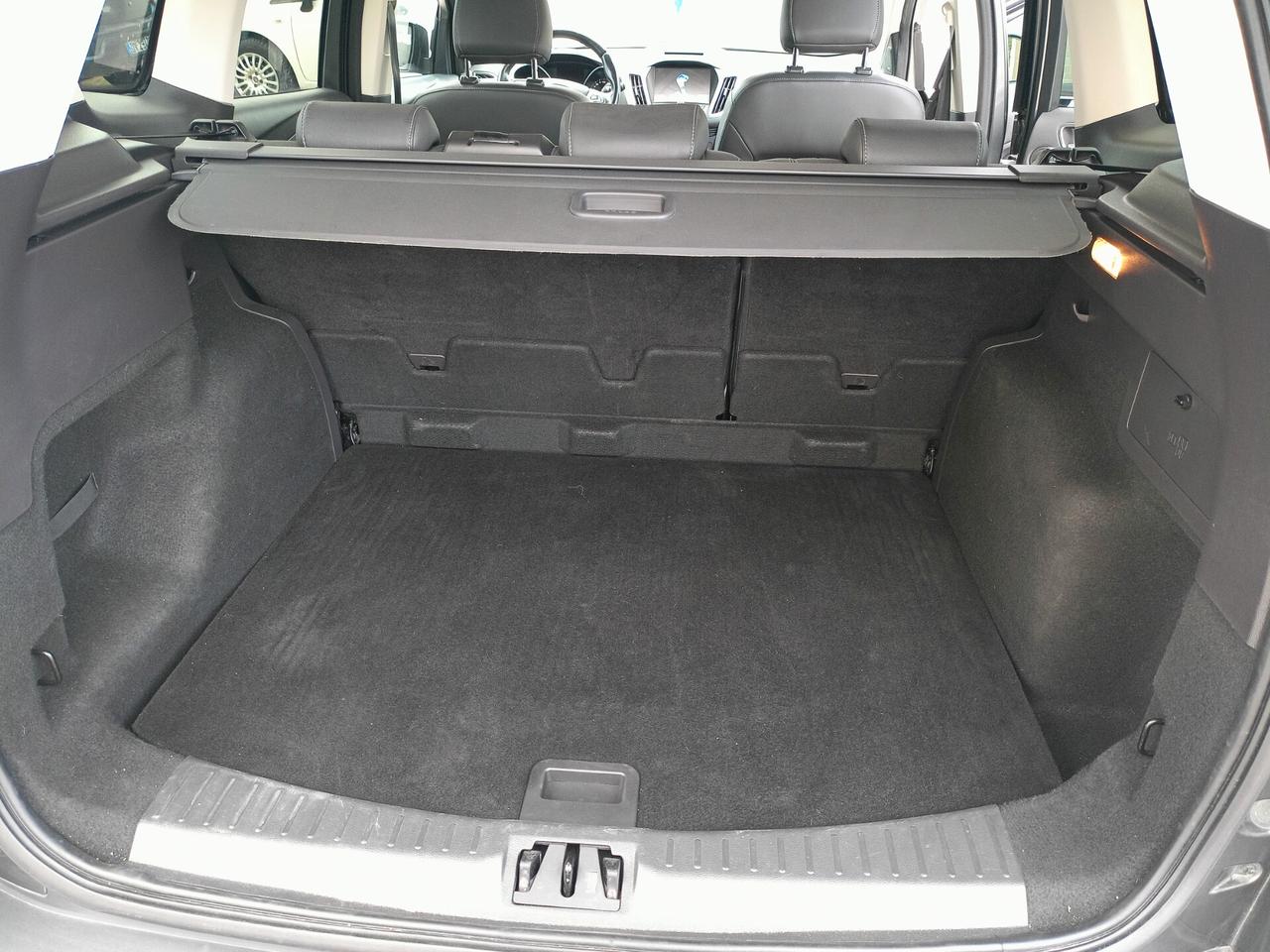 Ford Kuga 1.5 TDCI 120 CV S&S 2WD Titanium