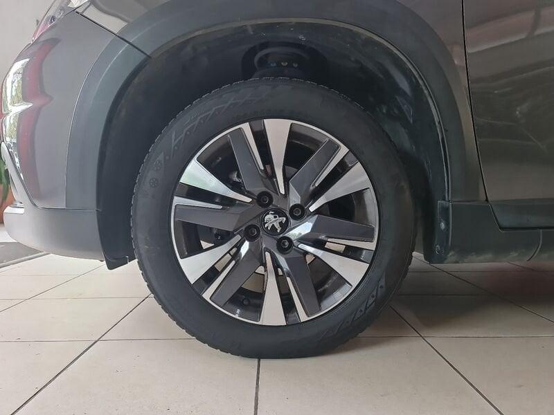 Peugeot 2008 PureTech 82 S&S Allure