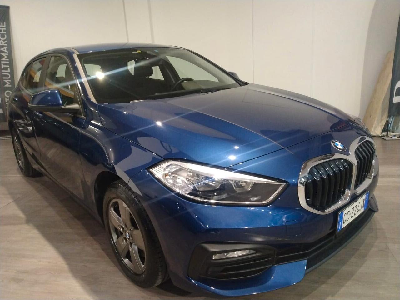 Bmw 116 116d 5p. Business Advantage