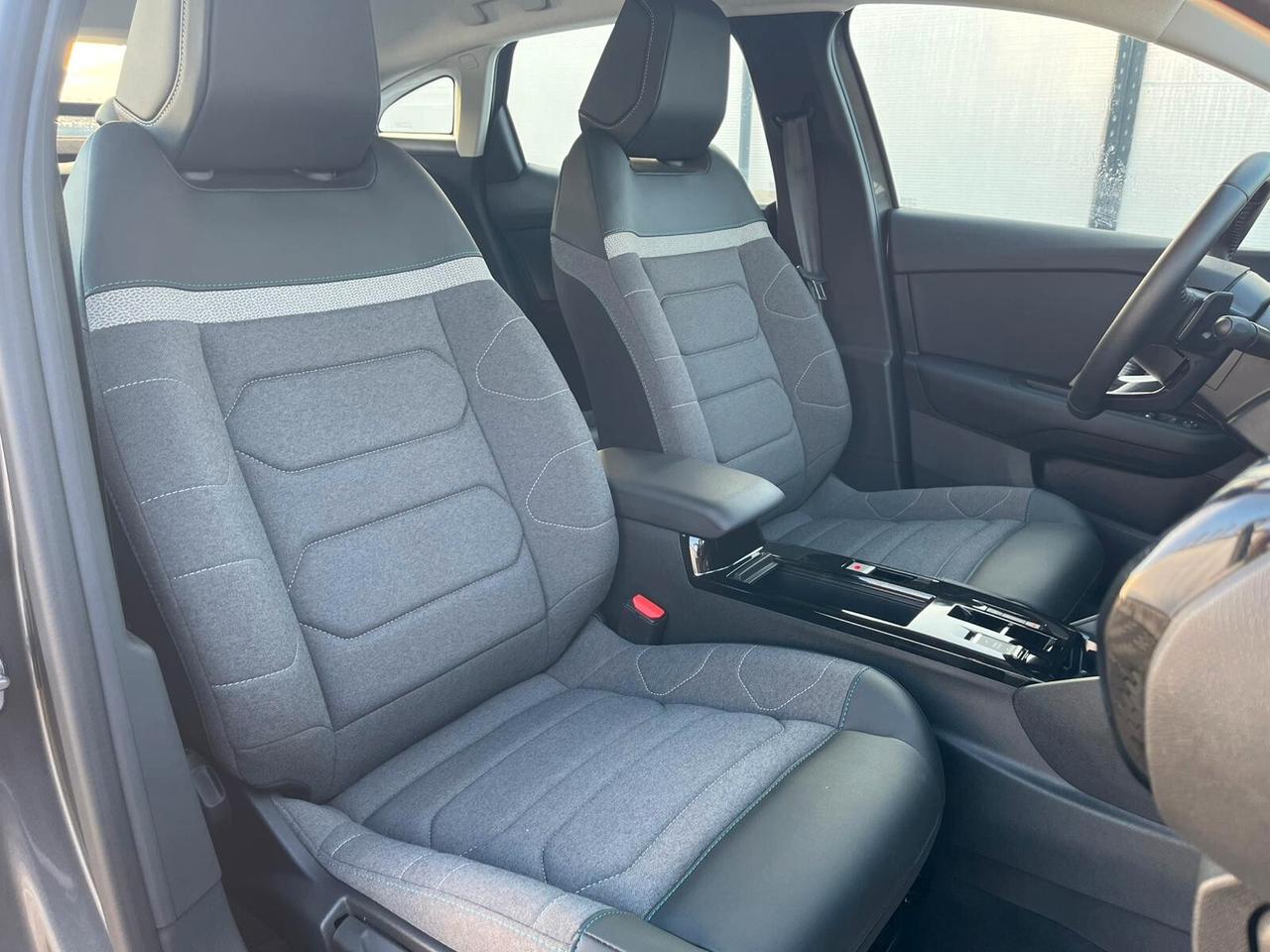 Citroen C4 PureTech 130 S&S EAT8 Plus