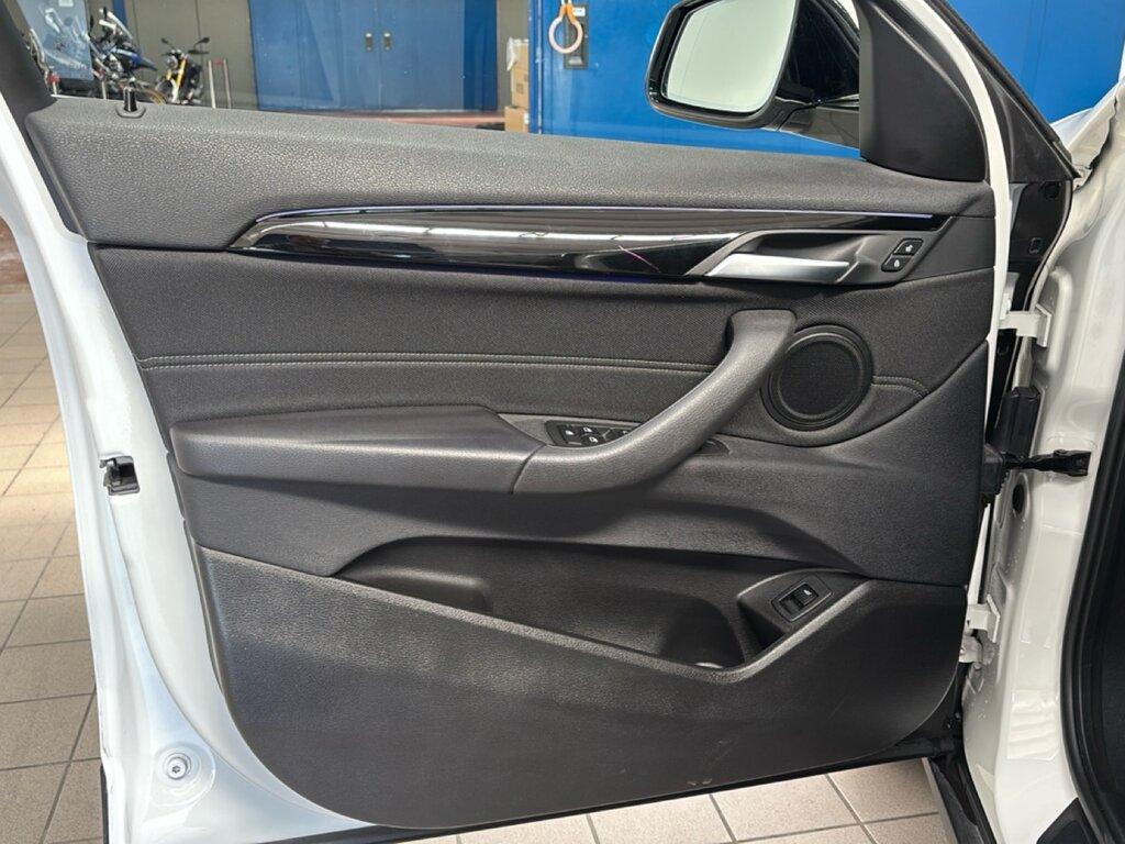 BMW X2 18 d SCR Business X xDrive Steptronic