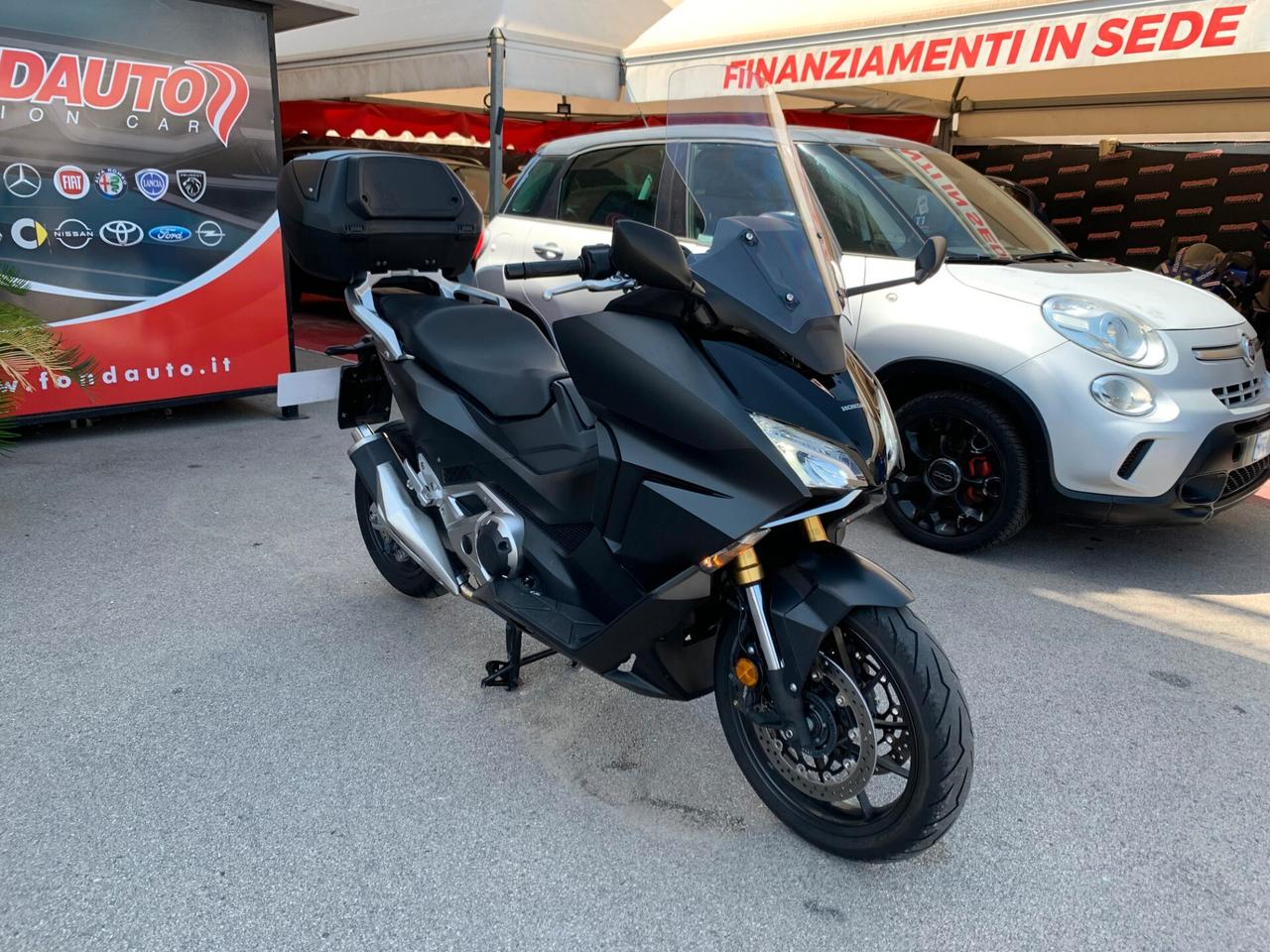 Honda Forza 750