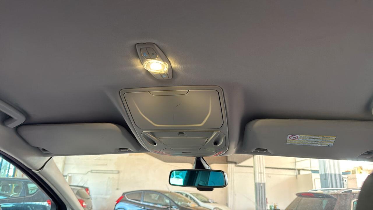 Ford C-Max 1.6 TDCi 115CV Titanium