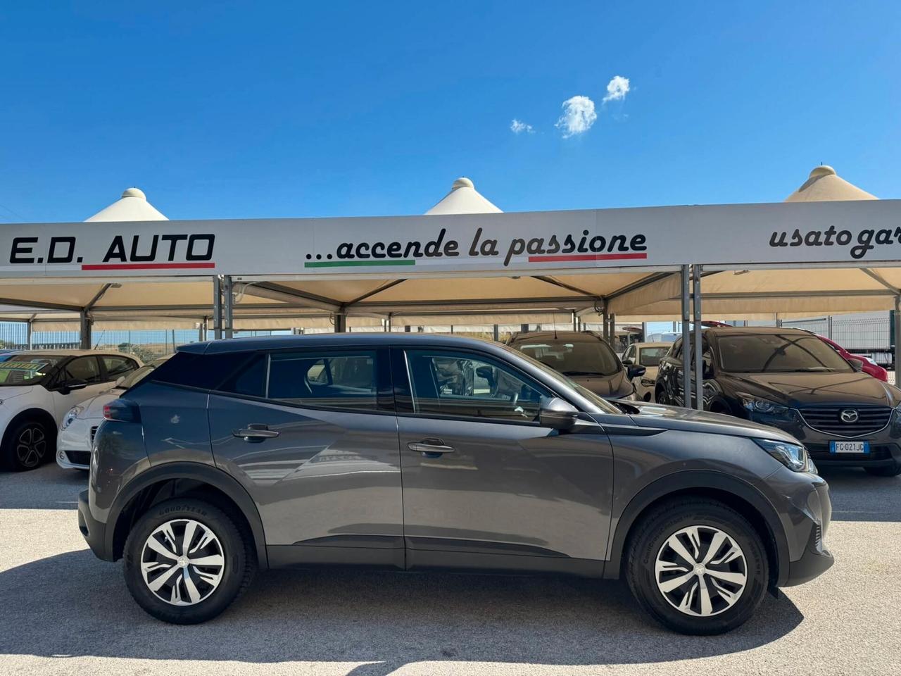PEUGEOT 2008 1.2 PURETECH 100CV UNICO PROPRIETARIO