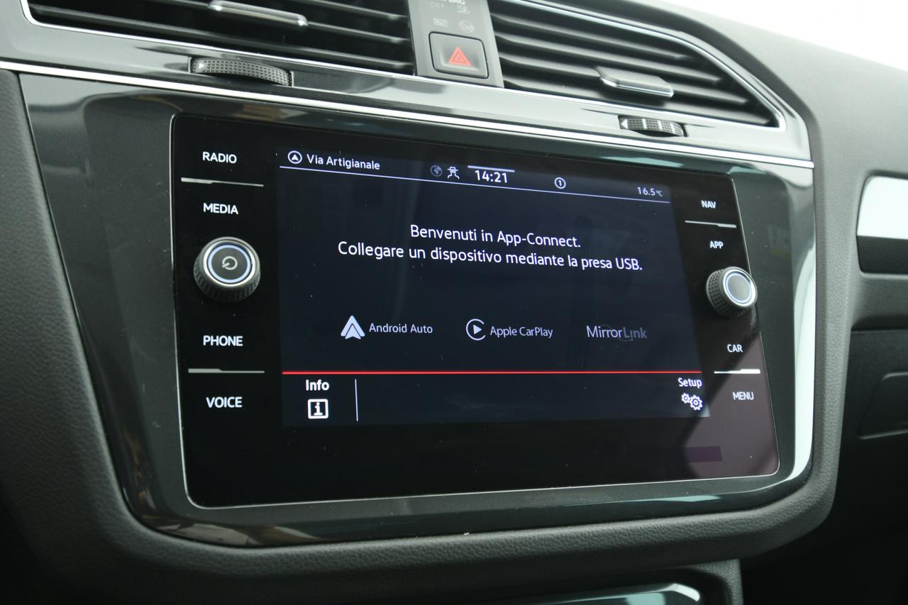 VOLKSWAGEN Tiguan 2.0 tdi Elegance 150cv dsg CAMERA+APP CONNECT+ACC