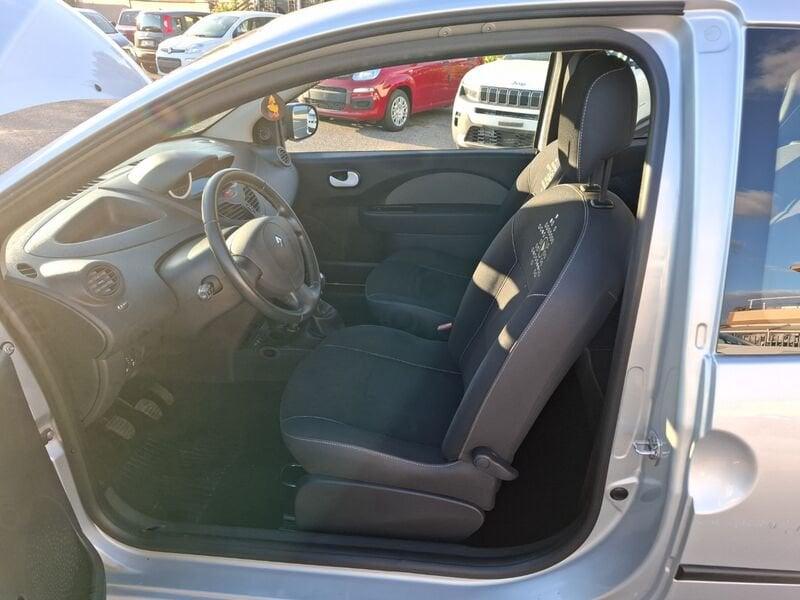 Renault Twingo Twingo 1.2 16V Yahoo!